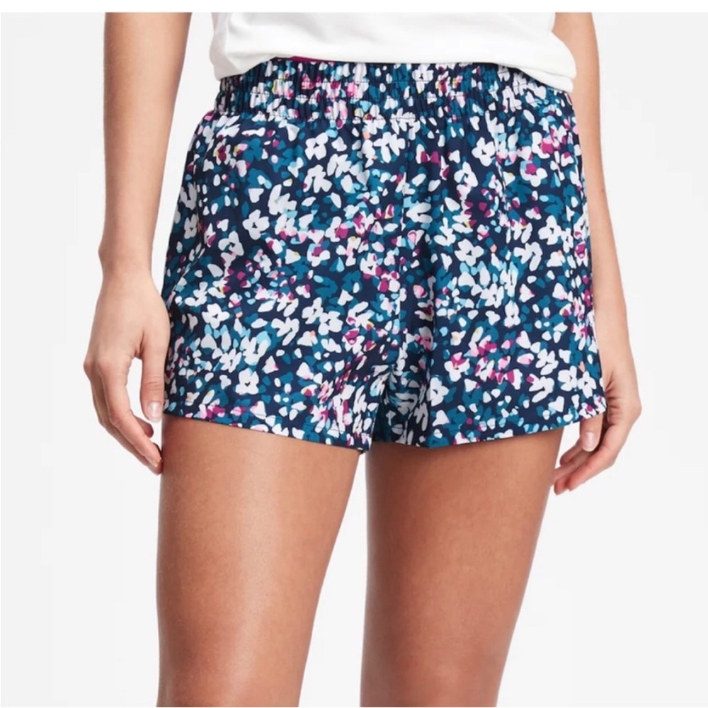 Gap Fit Floral Print Athletic Shorts Size XL